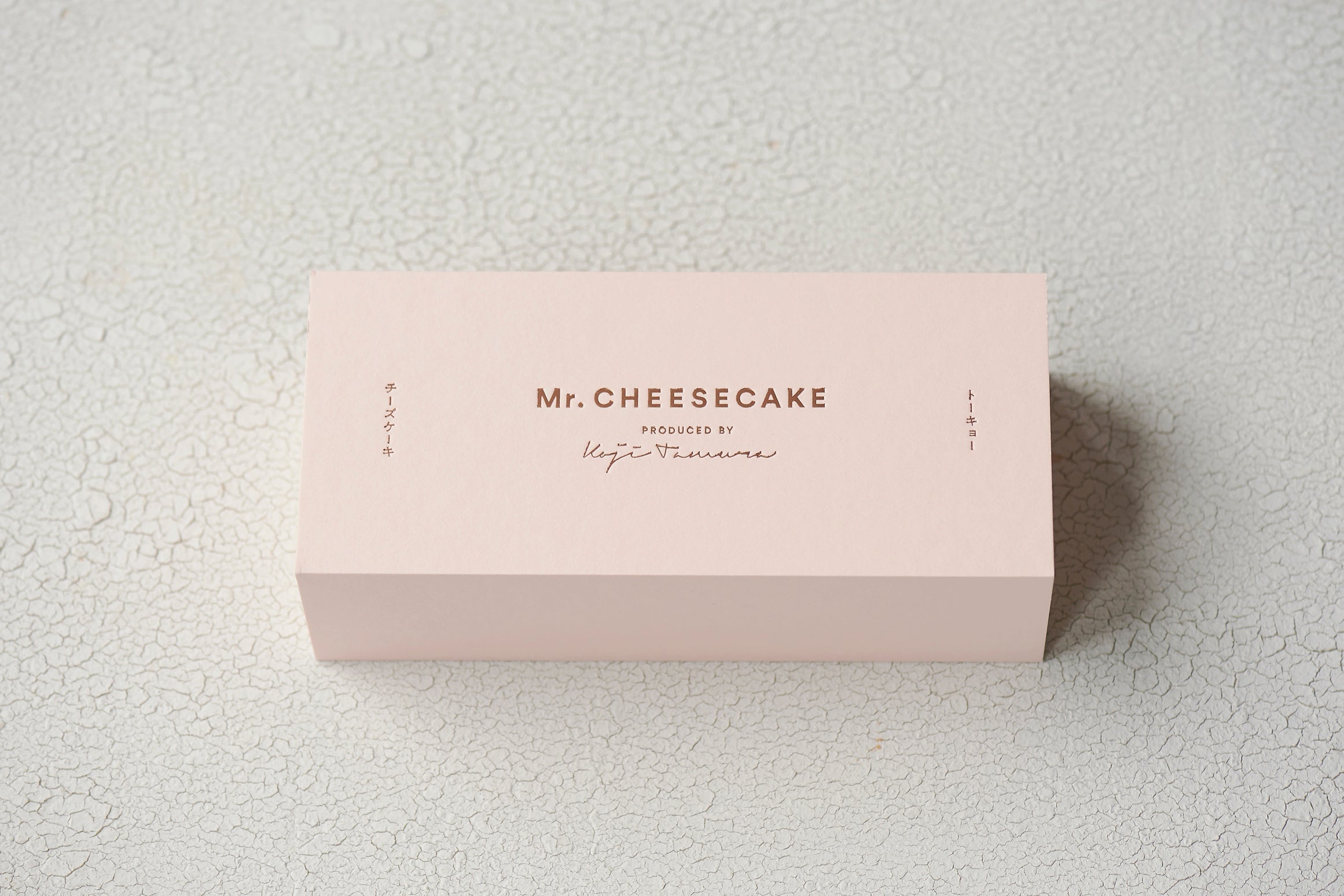 Mr. CHEESECAKE sakura strawberry